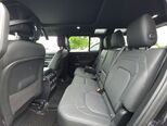Land Rover Defender-9