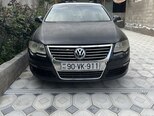 Volkswagen Passat-1