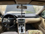 Volkswagen Passat-5