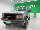 GMC Suburban-3