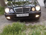Mercedes E 270-1