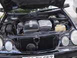 Mercedes E 270-8
