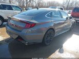 Hyundai Sonata-4