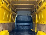Ford Transit-13