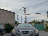 Hyundai Sonata-2