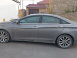Hyundai Sonata-4