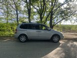 Kia Carnival-6