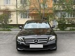 Mercedes E 200-1