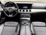 Mercedes E 200-11
