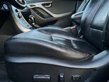 Hyundai Elantra-12