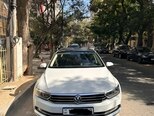 Volkswagen Passat-1