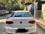 Volkswagen Passat-2