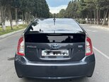 Toyota Prius-5