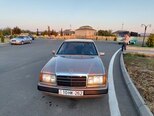 Mercedes 220 E-1