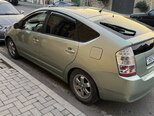 Toyota Prius-5