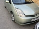 Toyota Prius-8