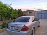 Mercedes E 270-2