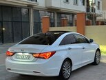 Hyundai Sonata-3
