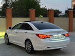 Hyundai Sonata-4