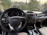 Kia Sorento-12