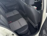 Nissan March-11