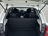 Nissan March-10