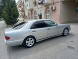 Mercedes E 240-2