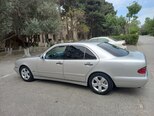 Mercedes E 240-5