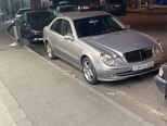 Mercedes E 240-1