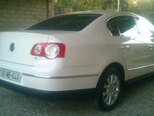 Volkswagen Passat-2