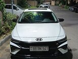 Hyundai Elantra-1