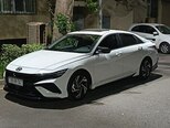 Hyundai Elantra-4