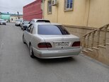 Mercedes E 220-3