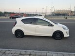 Toyota Aqua-2