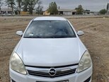 Opel Astra-11