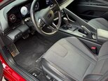 Hyundai Elantra-11