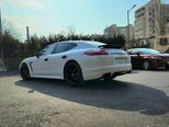 Porsche Panamera 4-7