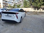 Toyota Prius-7