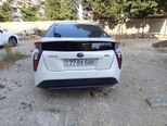 Toyota Prius-4