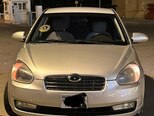 Hyundai Accent-12