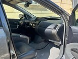 Toyota Prius-5