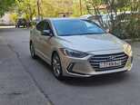 Hyundai Elantra-9