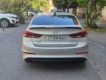 Hyundai Elantra-7