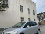 Nissan Tiida-4