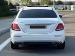Mercedes E 220 d-2