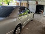 Mercedes E 240-7