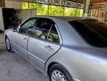 Mercedes E 240-8