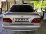 Mercedes E 240-9