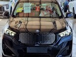 BMW iX1-8