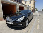 Hyundai Sonata-2